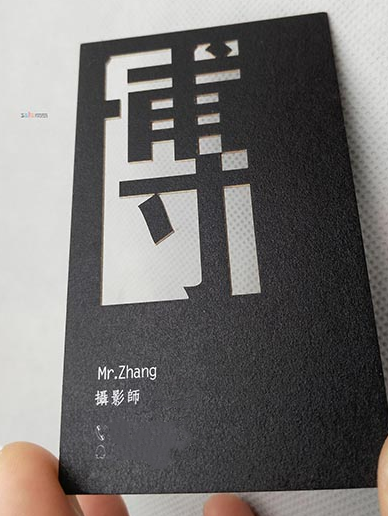 激光雕刻名片为您形象加分，成功快人一步！