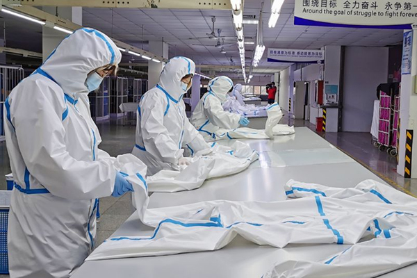 医用防护服激光切割裁剪设备，助力疫情防控